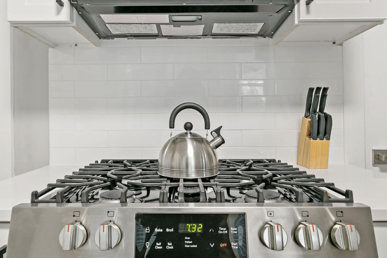 2Br Comfy And Stylish Apt In West Town - Erie 1R Chicago Dış mekan fotoğraf